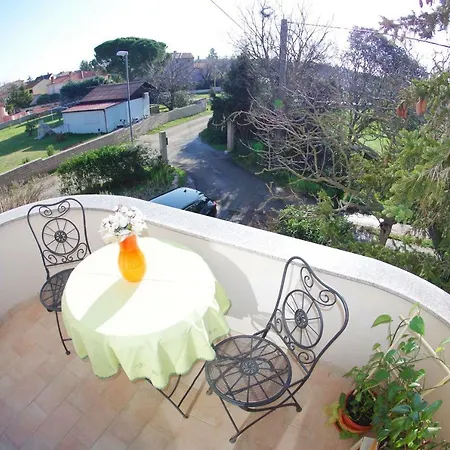 Leni Lägenhet Fažana